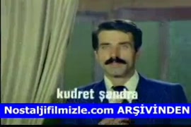 فيديونيك الام جهزه بنات معا ولد اباحي